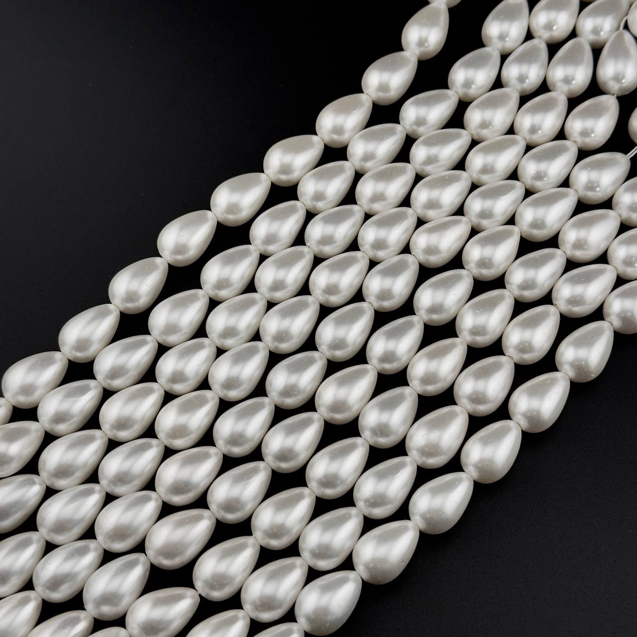 Майорка цвет белый размер 10*16мм