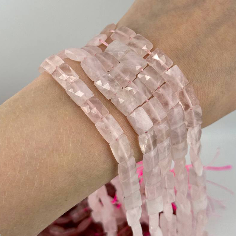 Бусины Розовый кварц размер 8*10,3мм натуральный камень